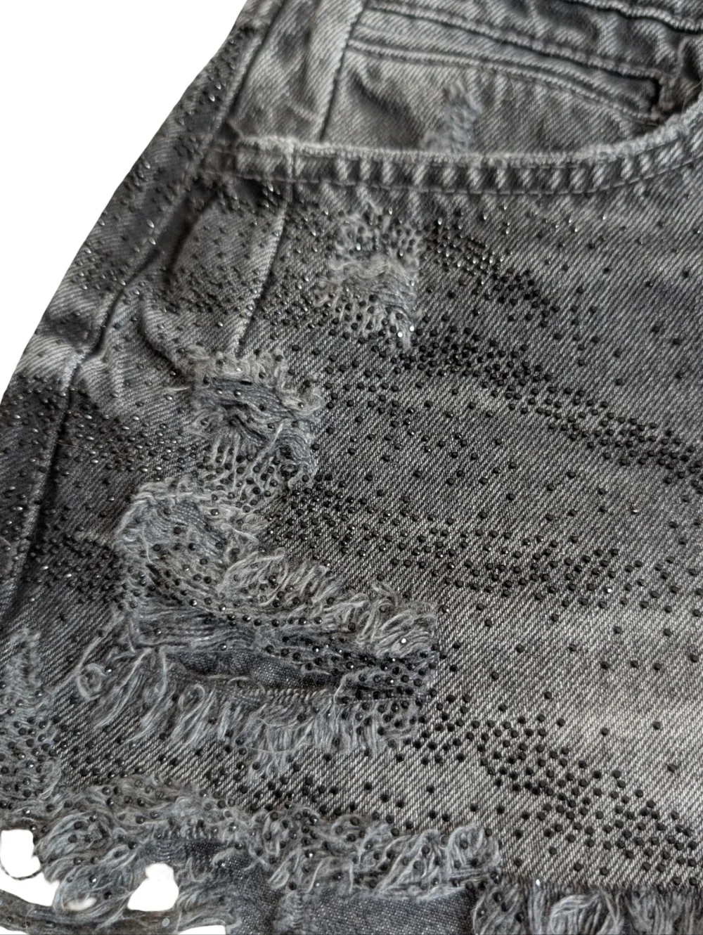 Pilcro Devon Rhinestone Distressed Denim Shorts Size 28 - Picture 5 of 13